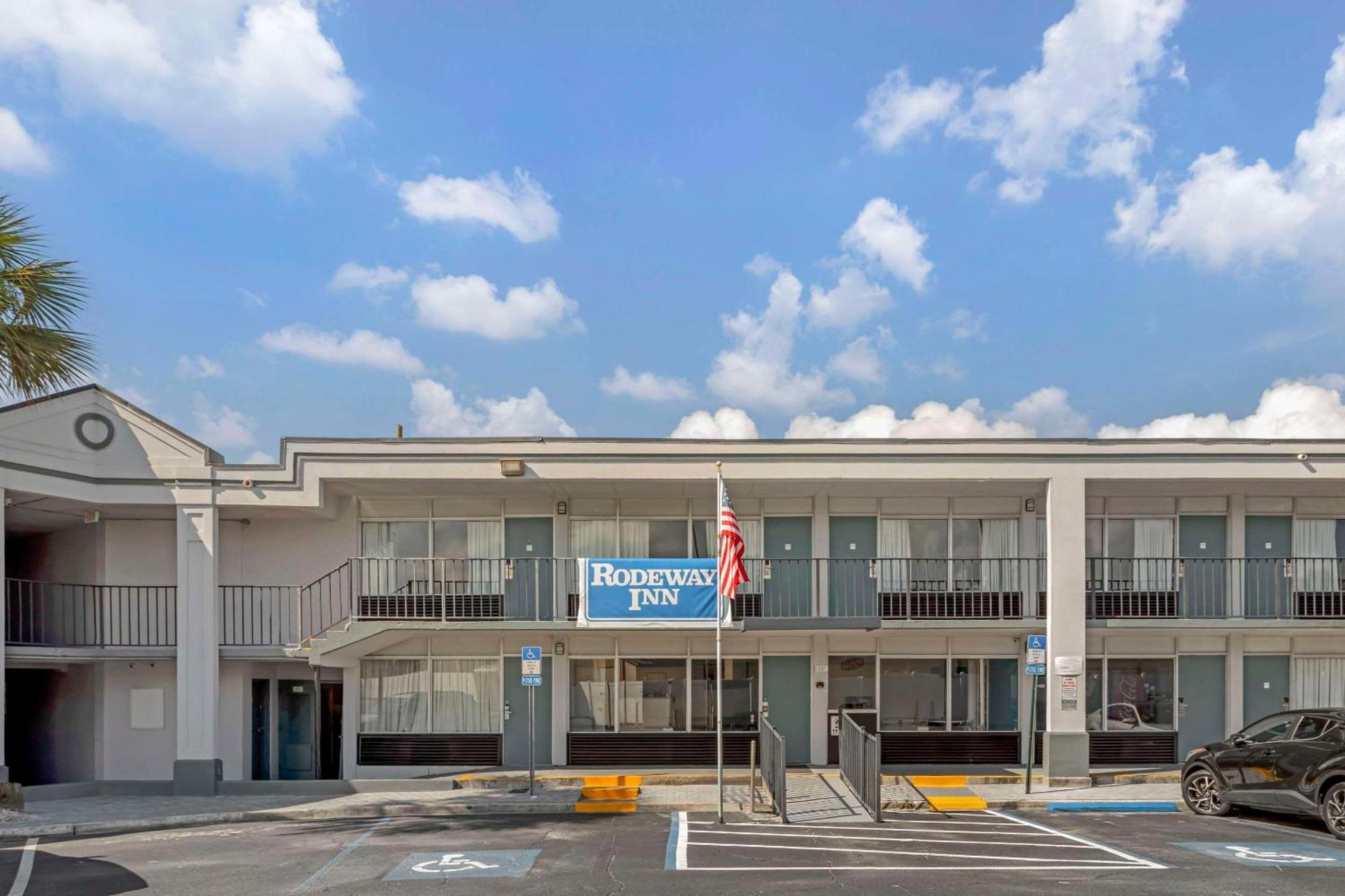 Rodeway Inn Orange Park Exterior foto